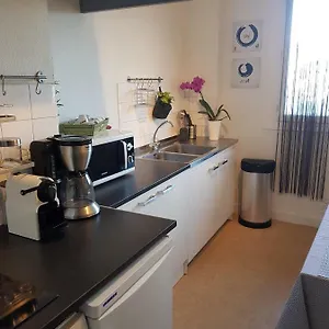 https://angle-du-canal.midi-pyreneeshotels.com